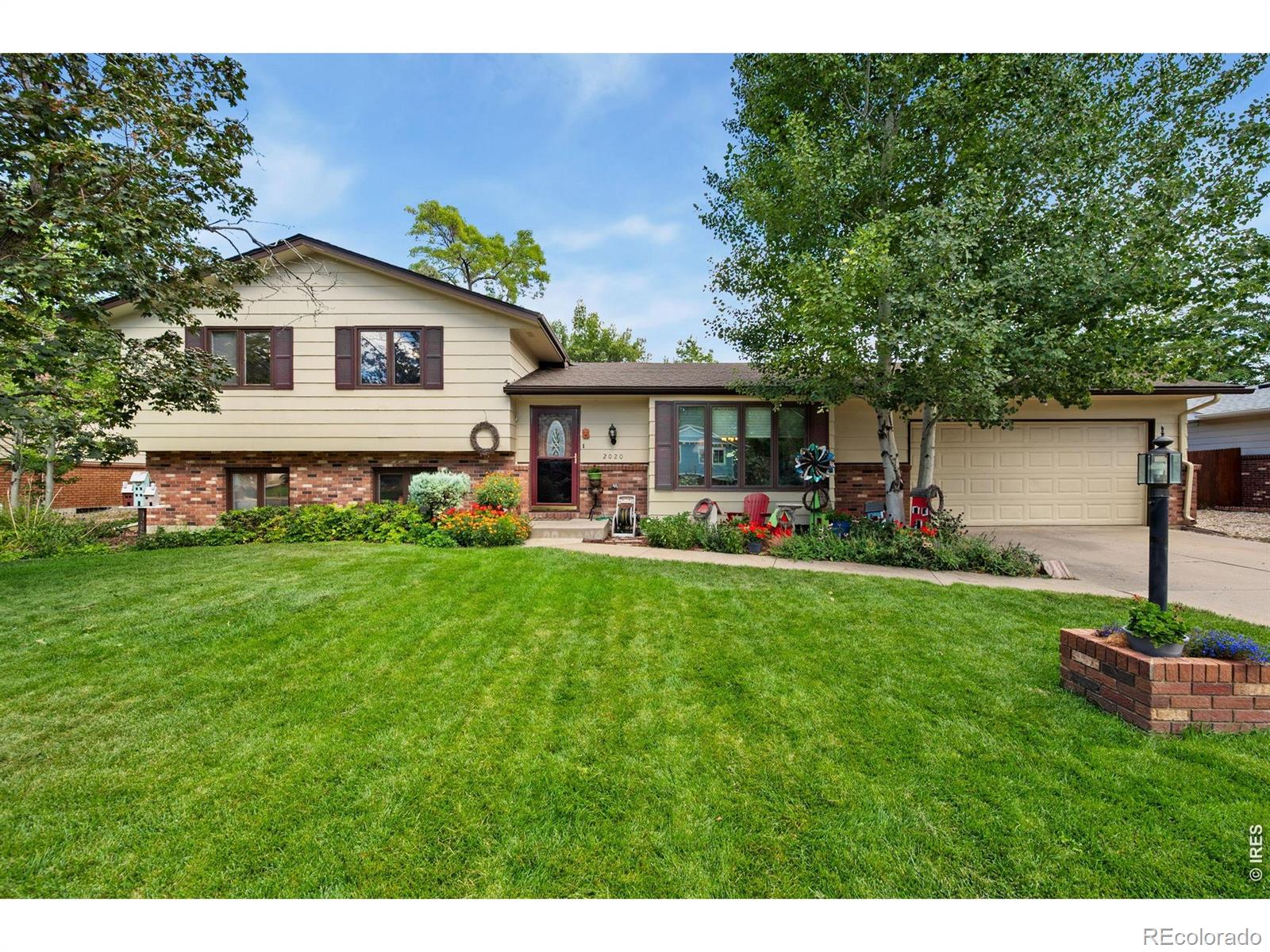 2020 Bobtail Court — photo