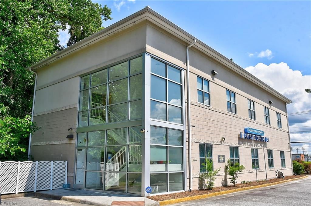6044 Providence Rd — photo