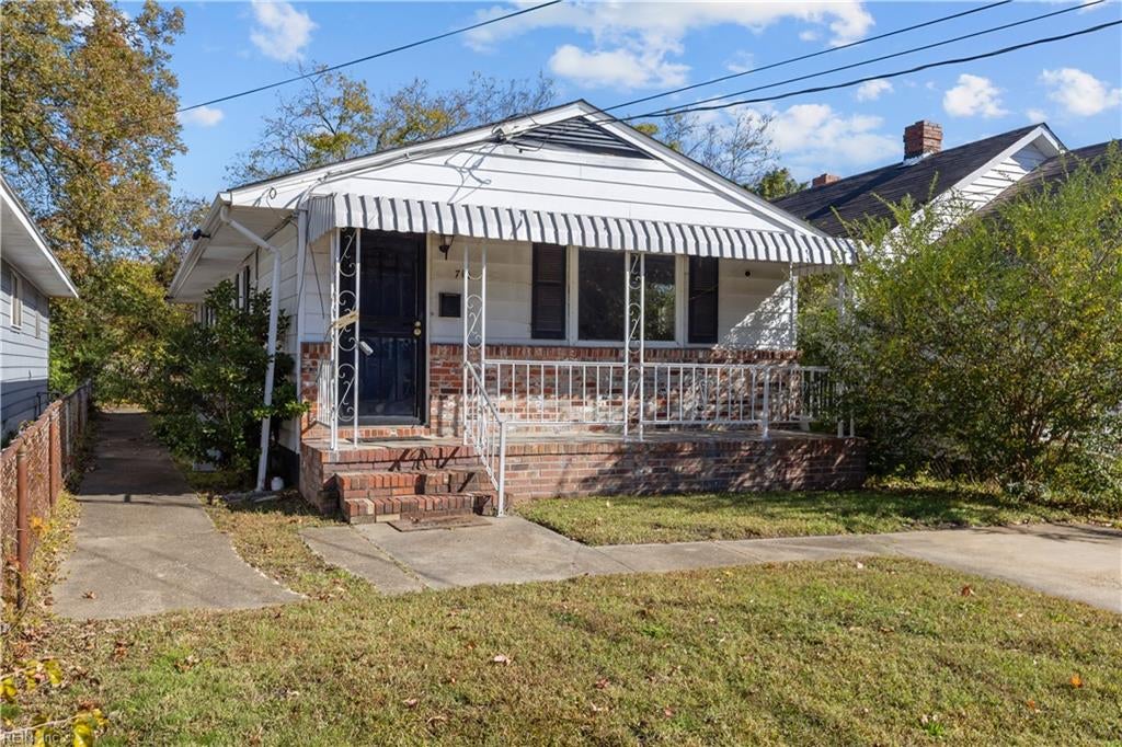 710 Back River Rd N — photo