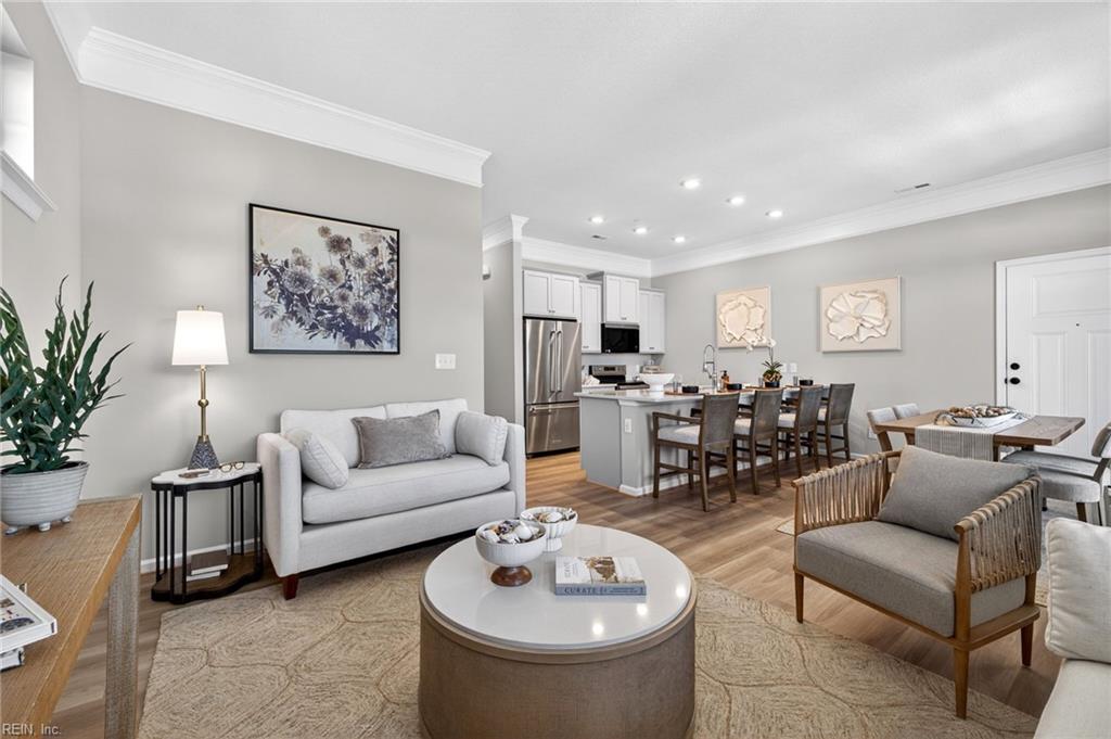 MM Signature Series @ Legacy Lakeside Lofts — photo