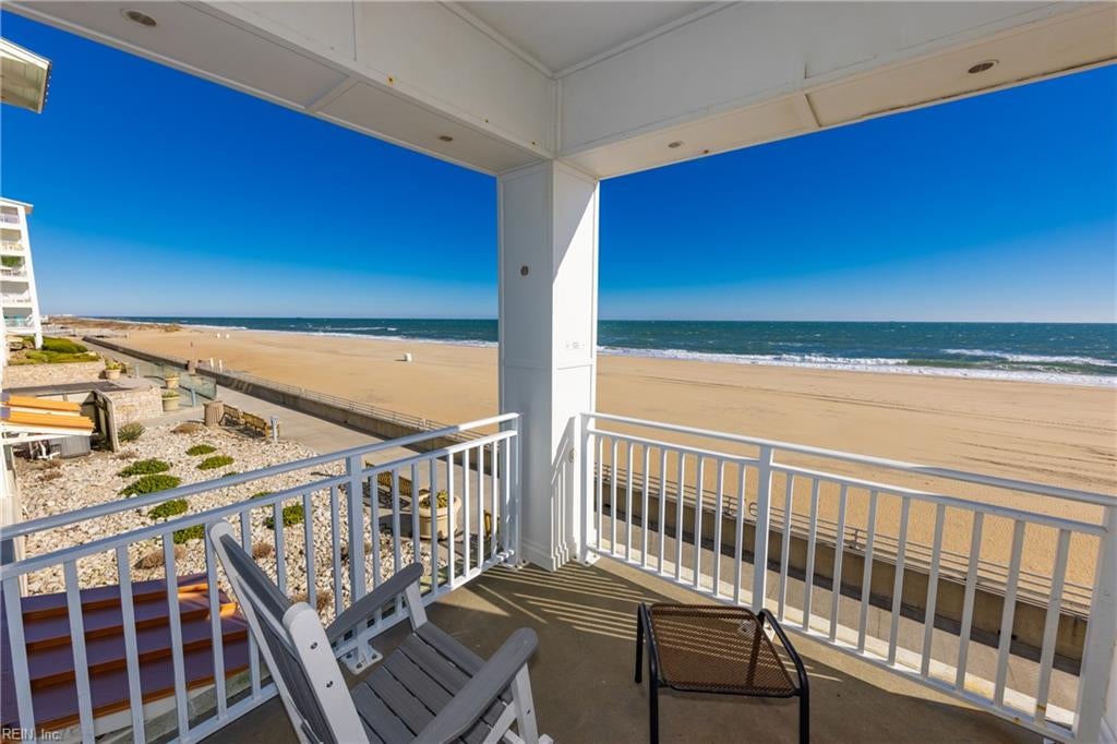 3738 Sandpiper Rd B106 — photo