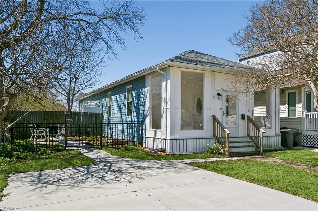 307 N First St — photo