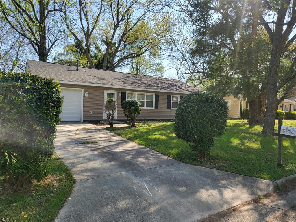 120 Schooner Dr — photo