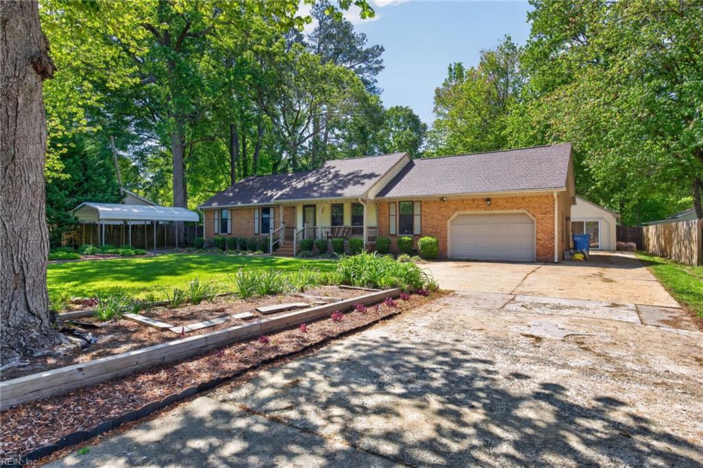 229 Fresno Dr — photo