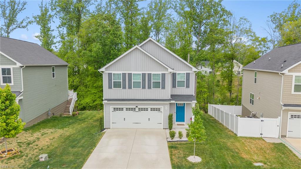 215 Lorraine Dr — photo