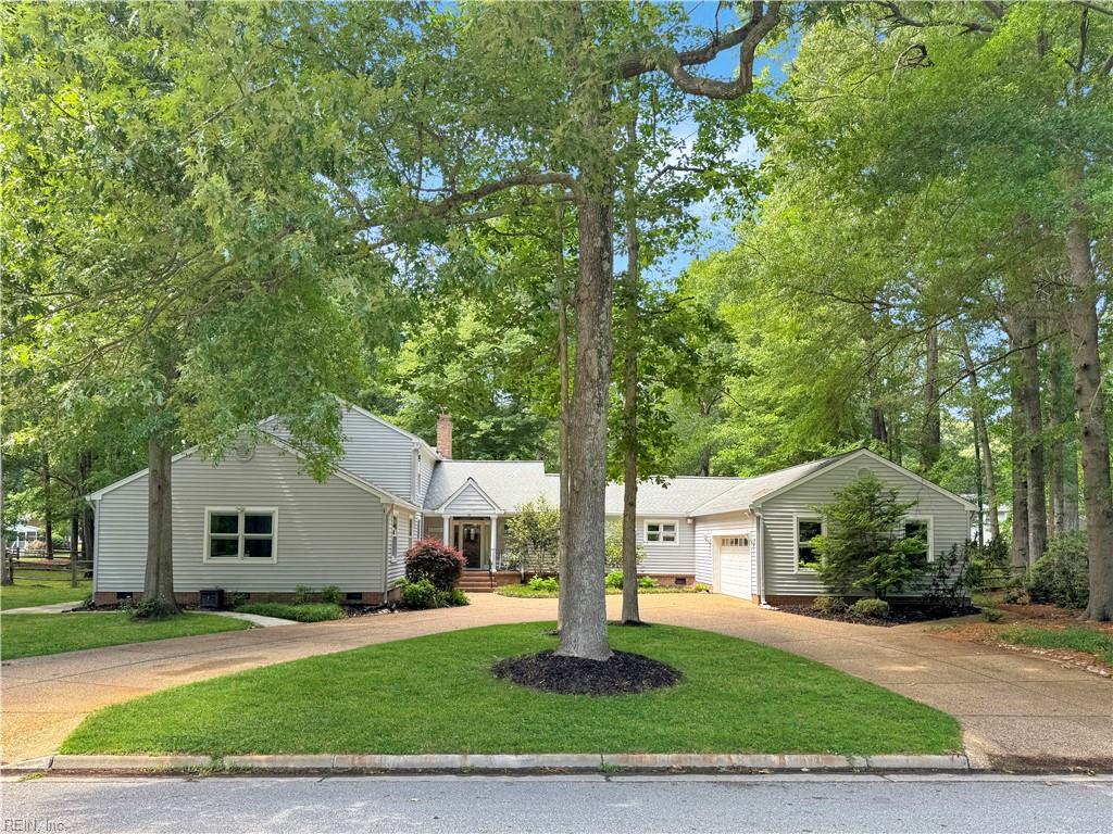 32 Valmoore Dr — photo