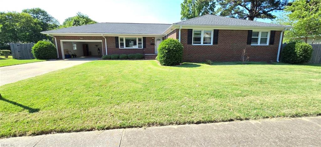 2444 Everglades Rd — photo