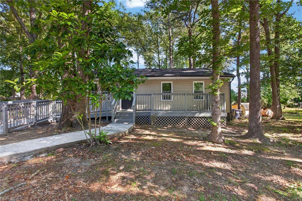 121 Theodore Allen Rd — photo