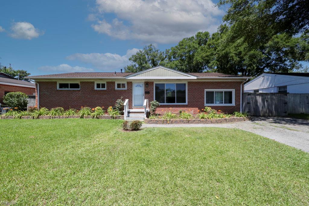 8033 Tarpon Pl — photo