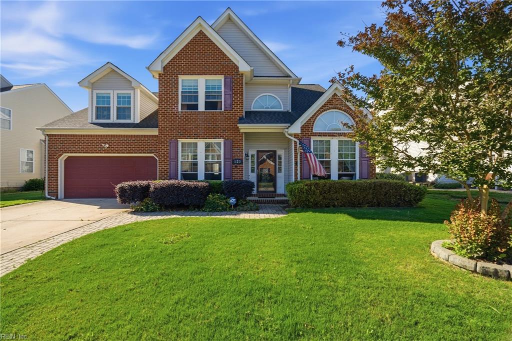 123 Lakes Edge Dr — photo