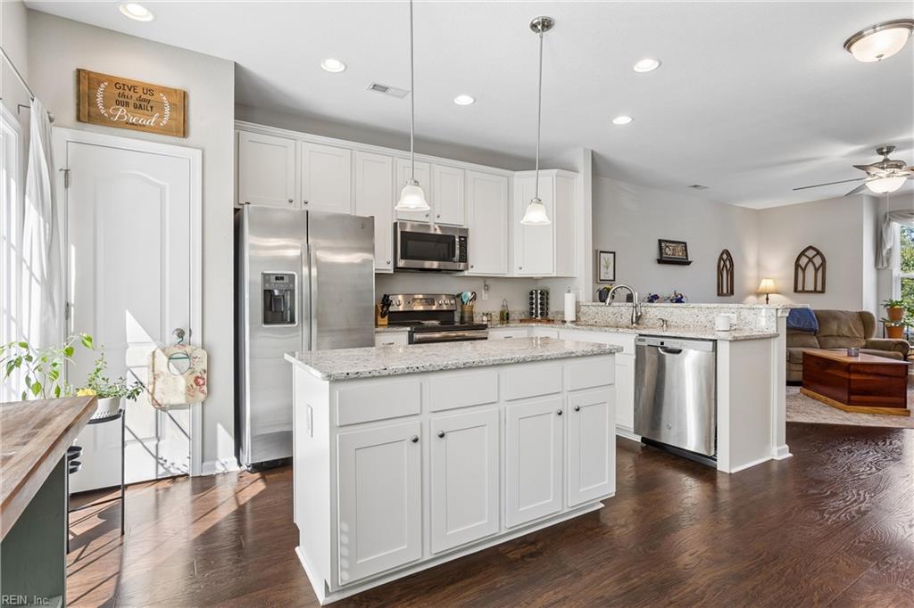 1504 Prosperity Ct — photo