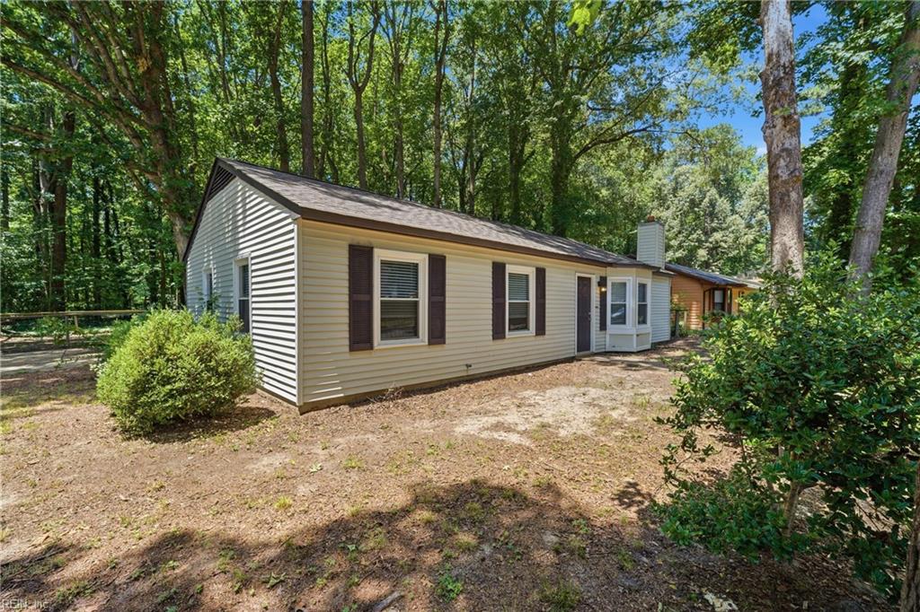 249 Batson Dr — photo