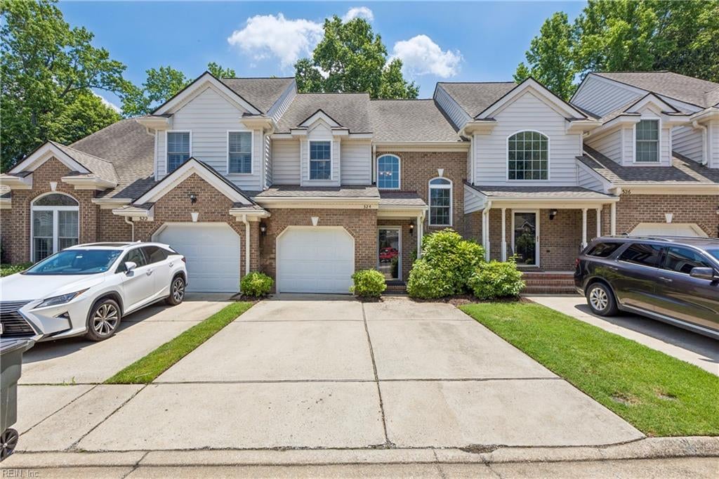 324 Hillside Ter — photo