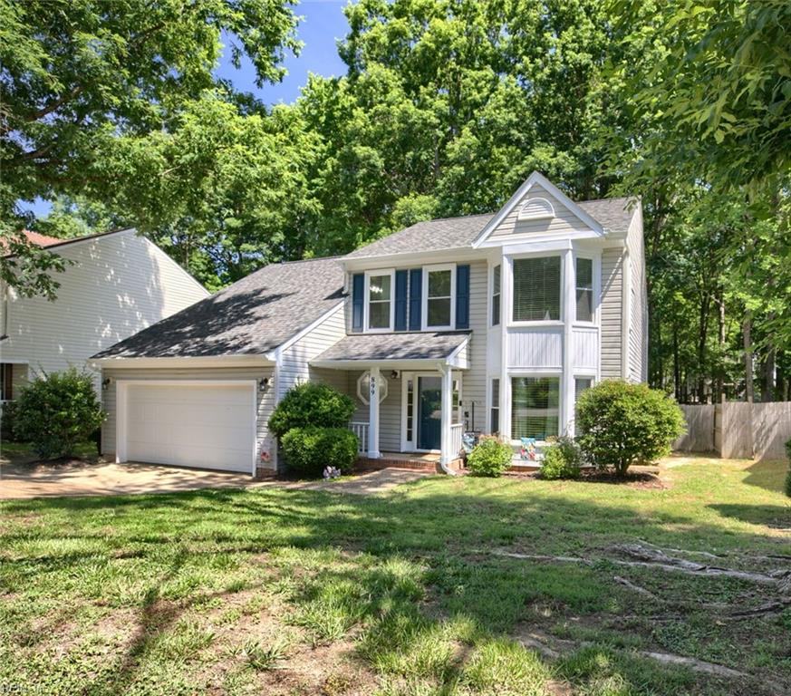 899 Eastnor Ct — photo