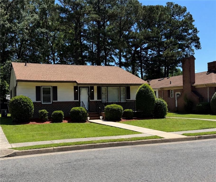 213 S College Dr — photo