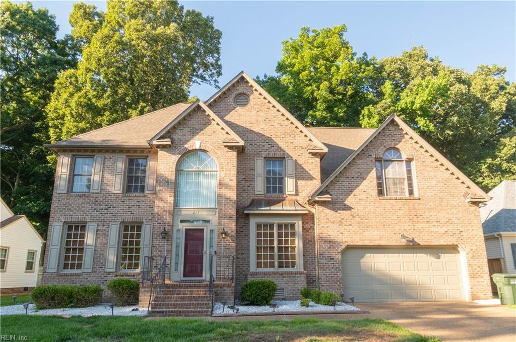 217 Pasture Ln — photo