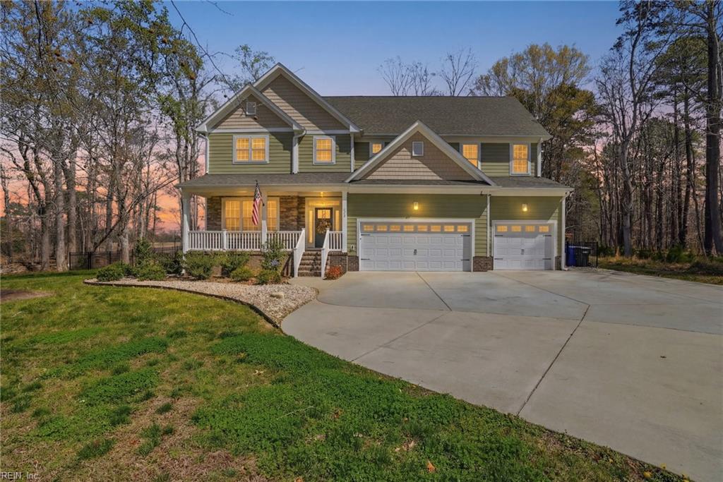 130 Farrand Dr — photo