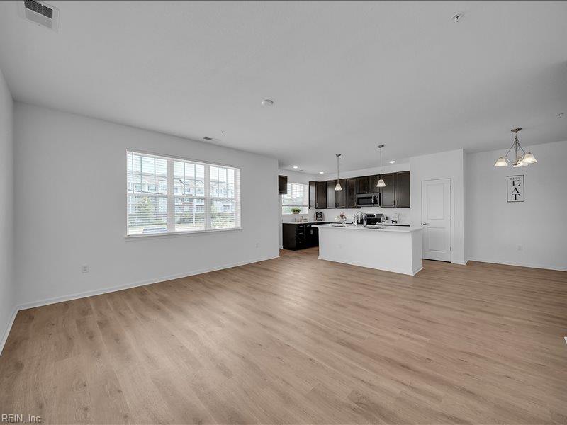 1744 Vankar Dr 201 — photo