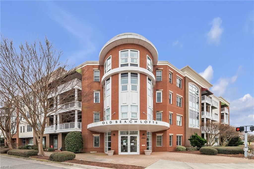 2951 Baltic St 110 — photo