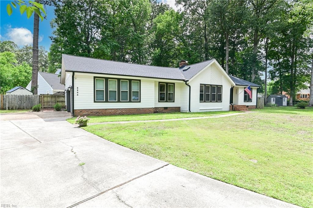 2205 Windy Pines Bnd — photo