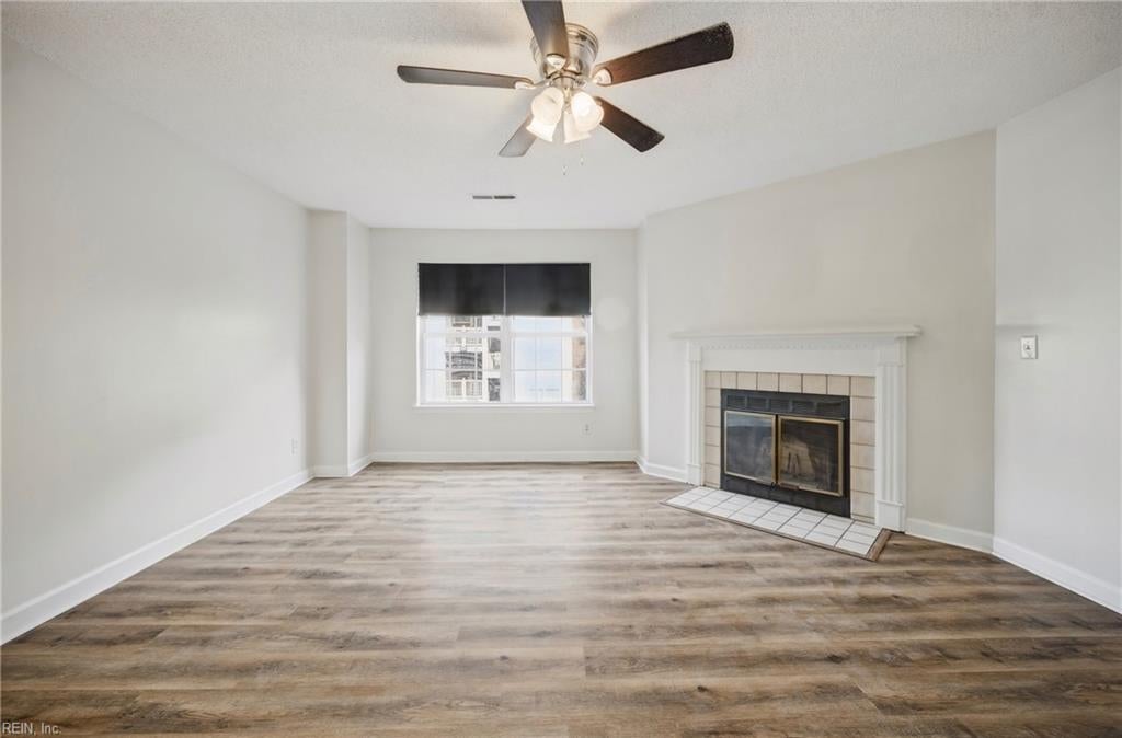 410 Delaware Ave 204 — photo