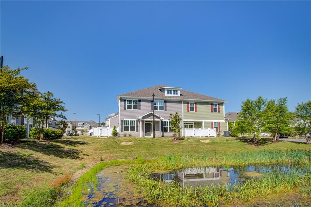 609 Fishers Ct — photo