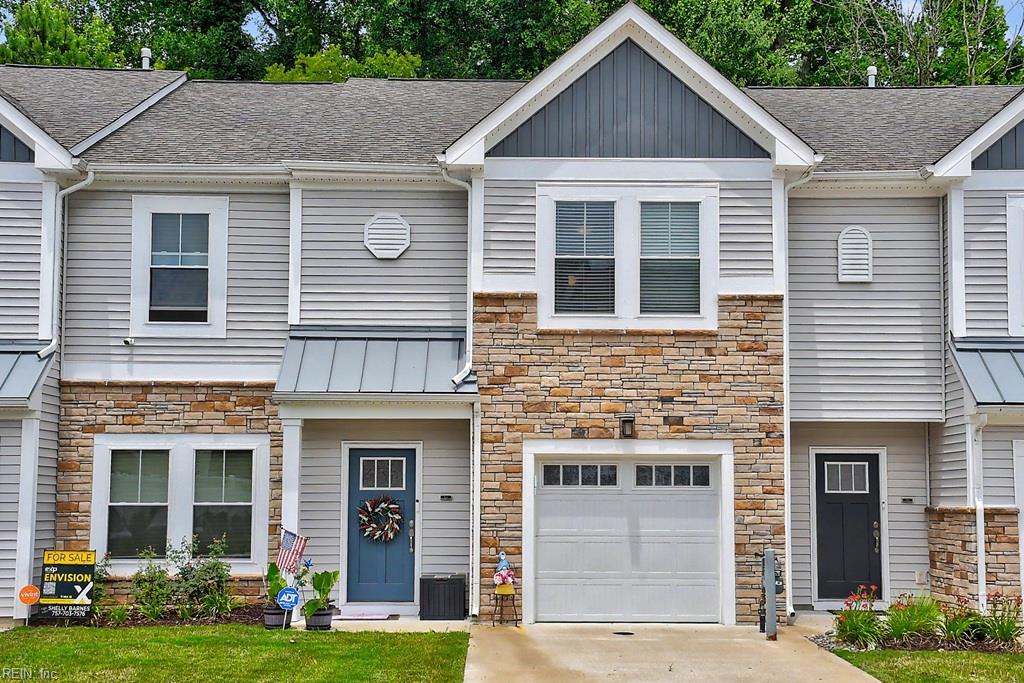1002 Opal St 103 — photo