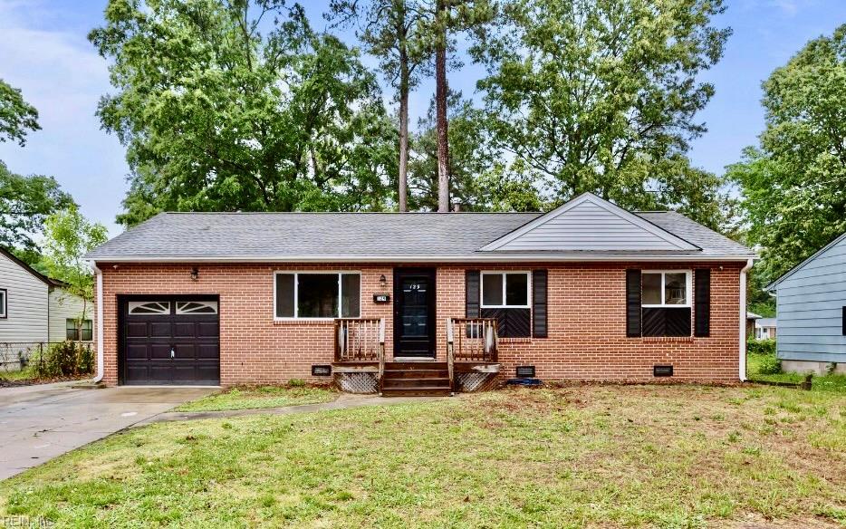 129 Saint Stephens Dr — photo