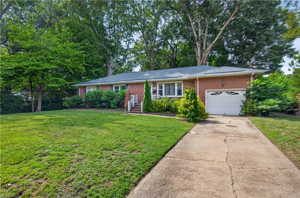 34 Roberta Drive, Hampton, Virginia 23666 — photo 2