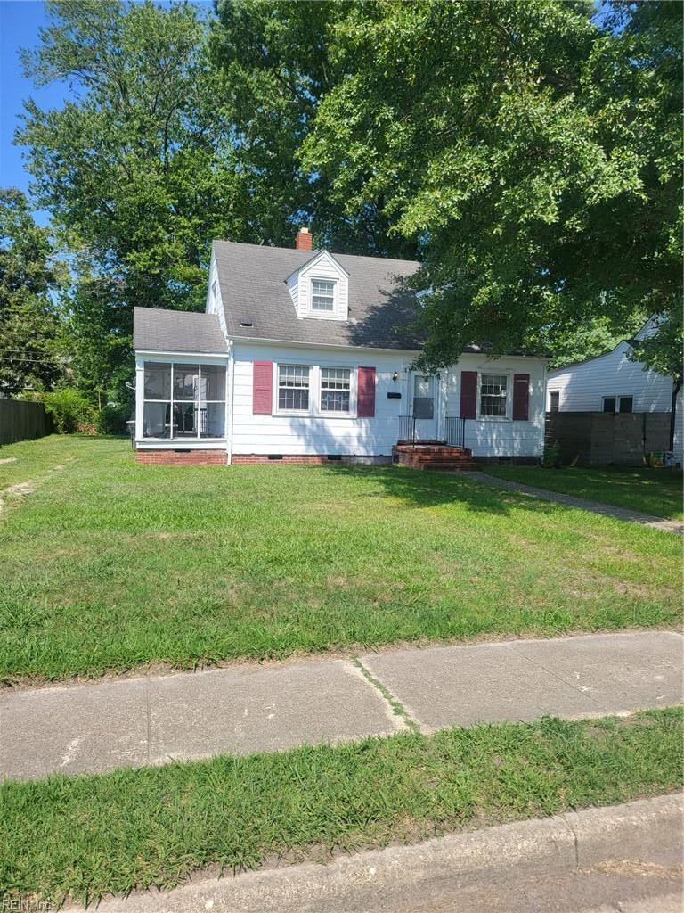 415 Hampton Roads Ave — photo