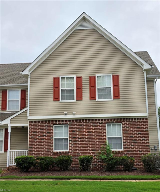 1002 Willow Green Ct — photo