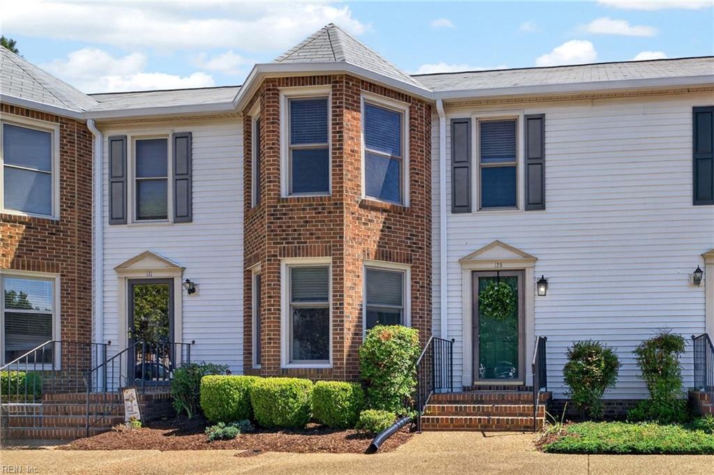 129 River Point Dr — photo