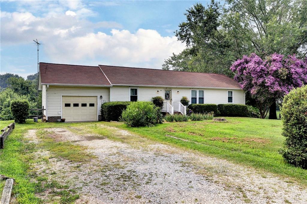 129 Mirror Lake Dr — photo