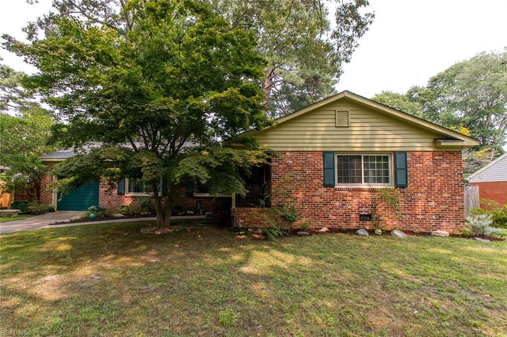 5 Barbour Dr — photo
