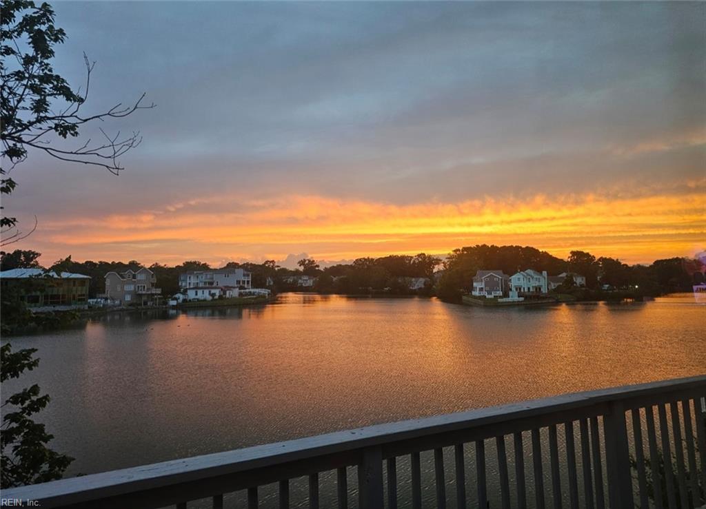 209 Lake Dr — photo