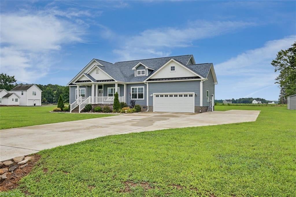 6479 Quaker Dr — photo