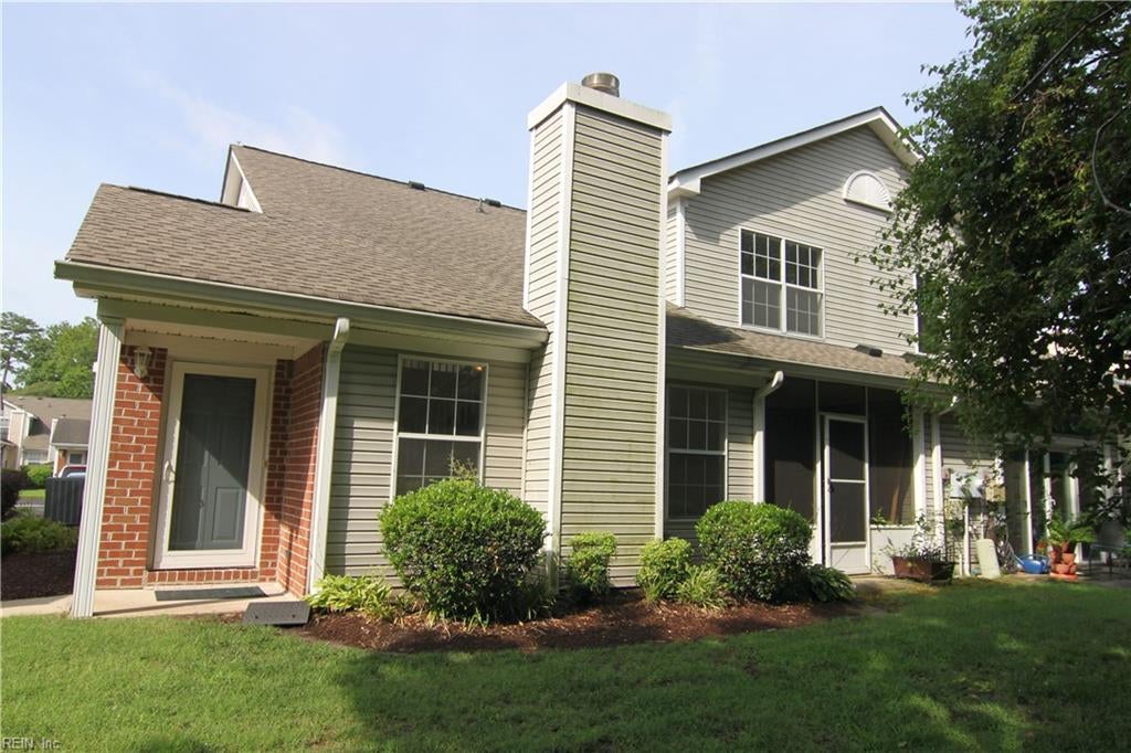 1641 Orchard Grove Dr — photo