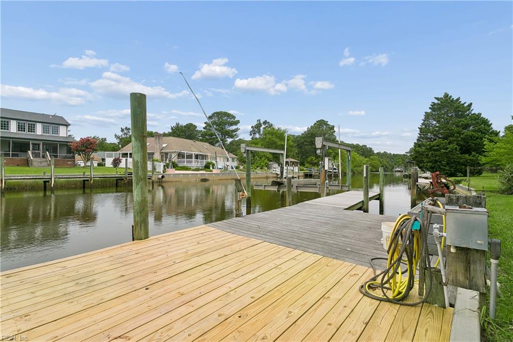 207 Skipper Court, Hampton, Virginia 23669 — photo 2