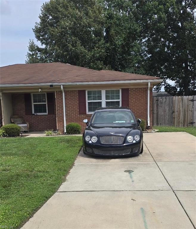 6040 Bradford Dr B — photo