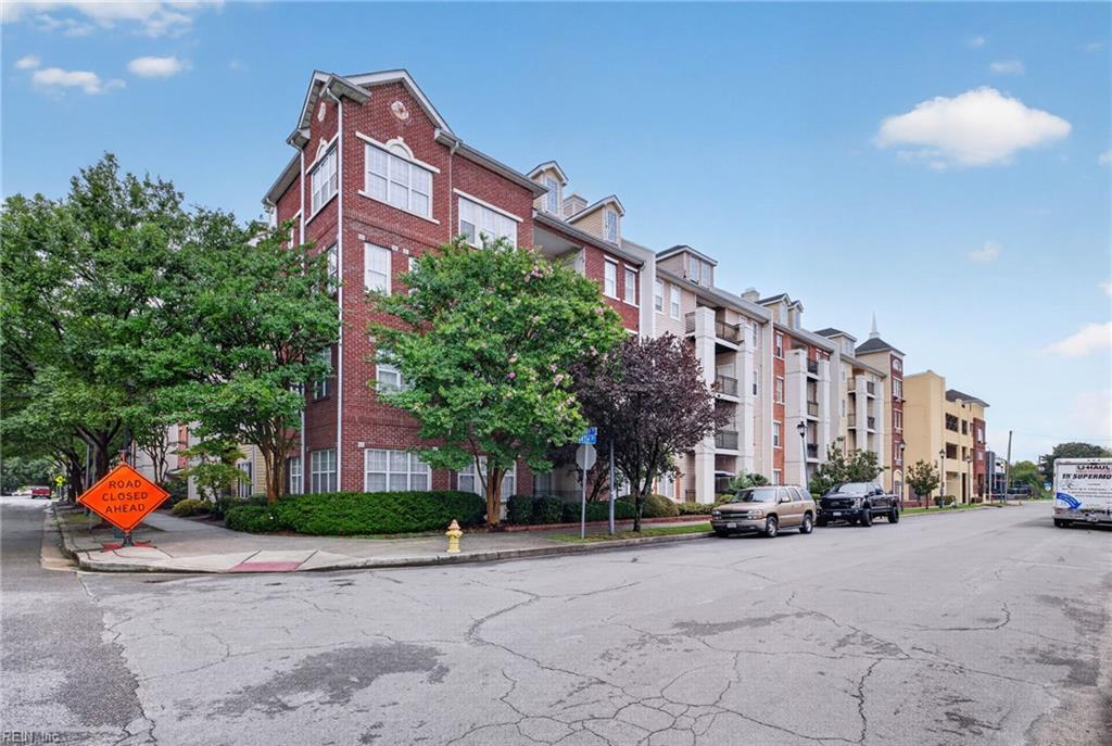 1400 Granby St 406 — photo