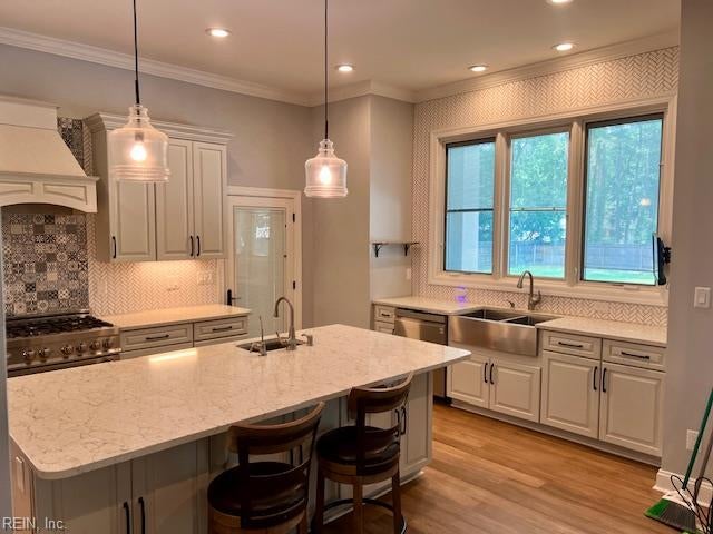 1133 Homestead Dr — photo