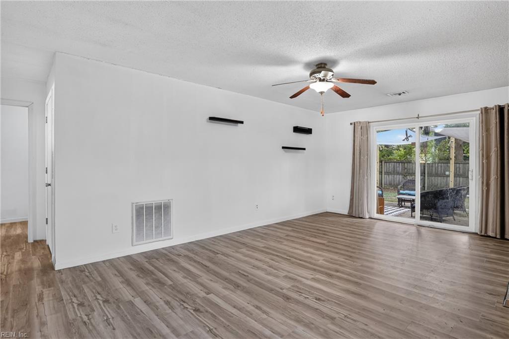 506 Cambertree Way — photo