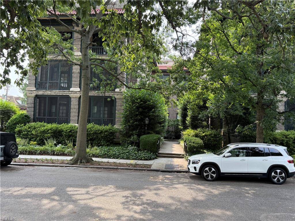 812 Stockley Gardens 6 — photo