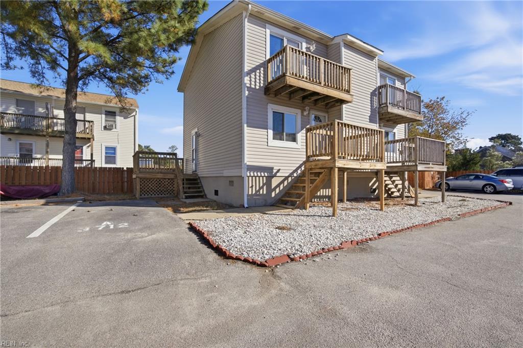 3712 Pretty Lake Ave 4a — photo
