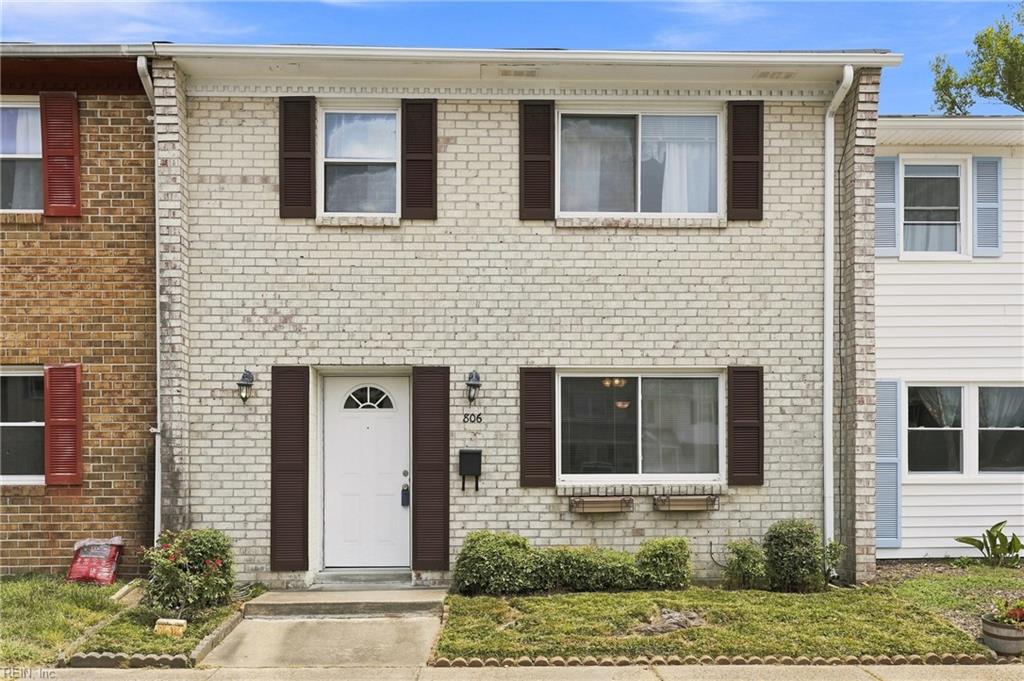 806 Saint Denis Ct — photo