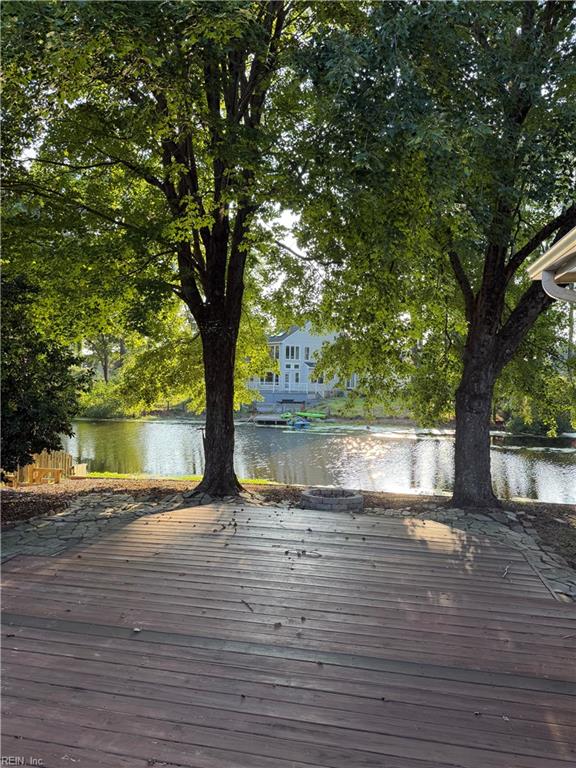 504 Aguila Ct — photo