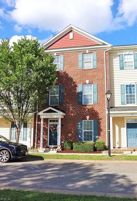 515 Waterside Dr 117 — photo