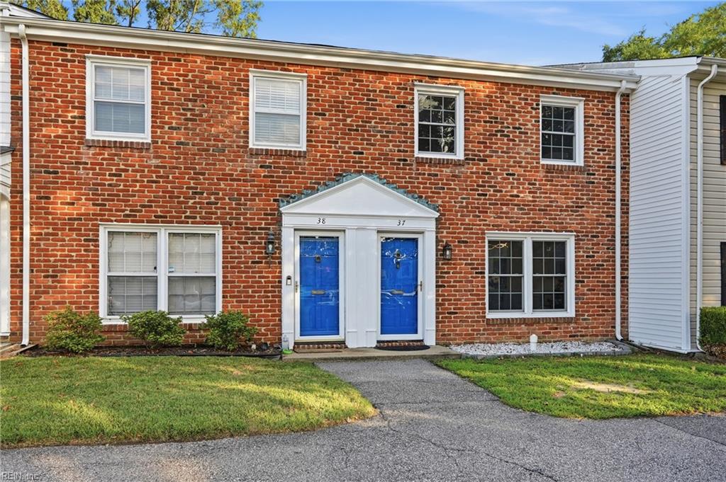 37 Towne Square Dr — photo