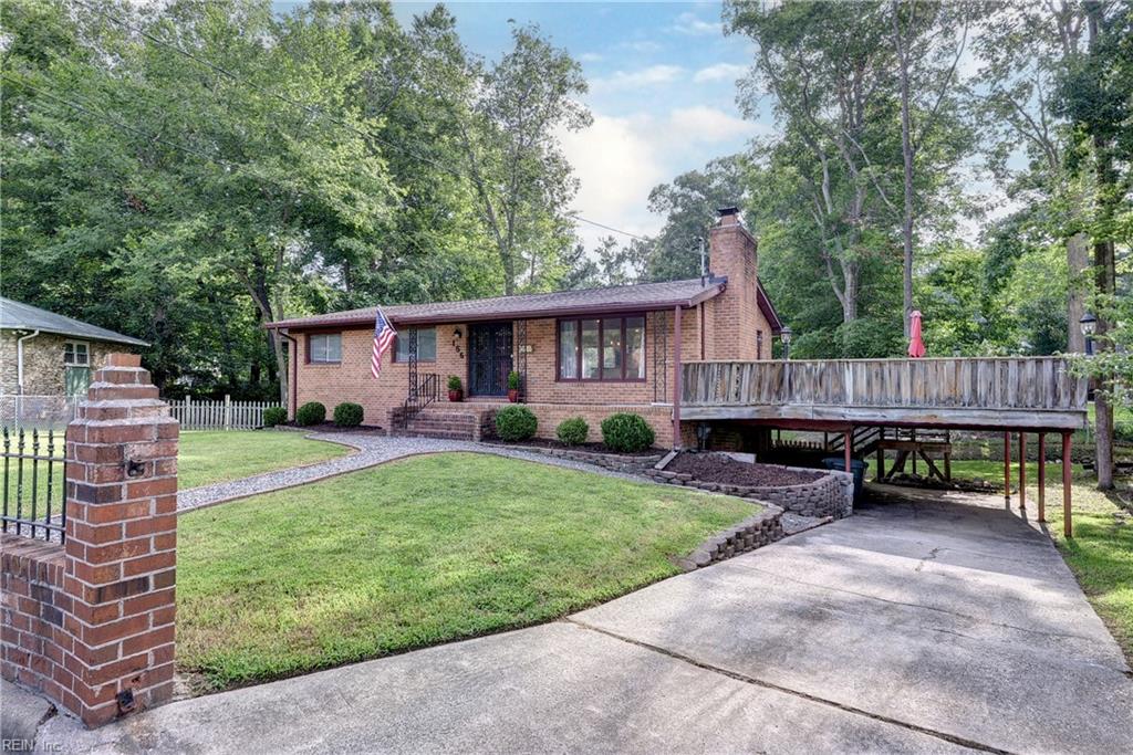156 Barksdale Dr — photo