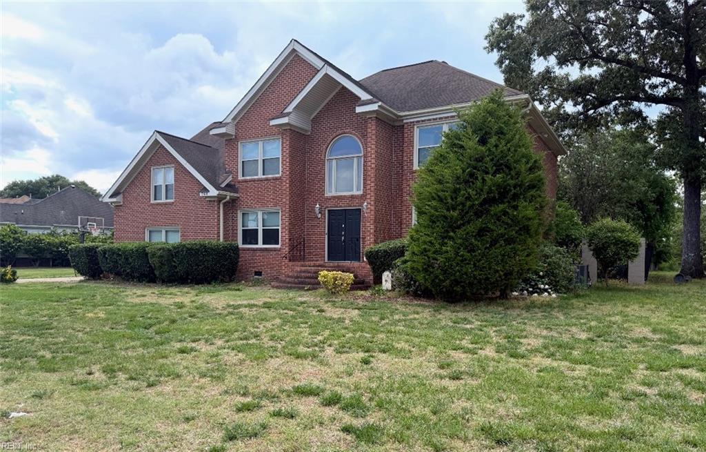 748 Greenwing Dr — photo